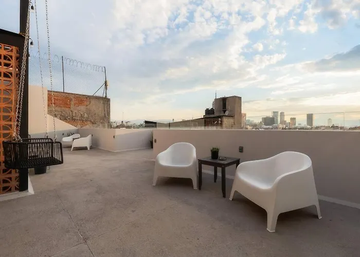 P402 Private Balcony 3bdrm 2bth Ac Rooftop