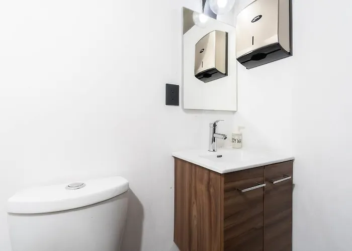 Apartment P402 Private Balcony 3bdrm 2bth Ac Rooftop *
